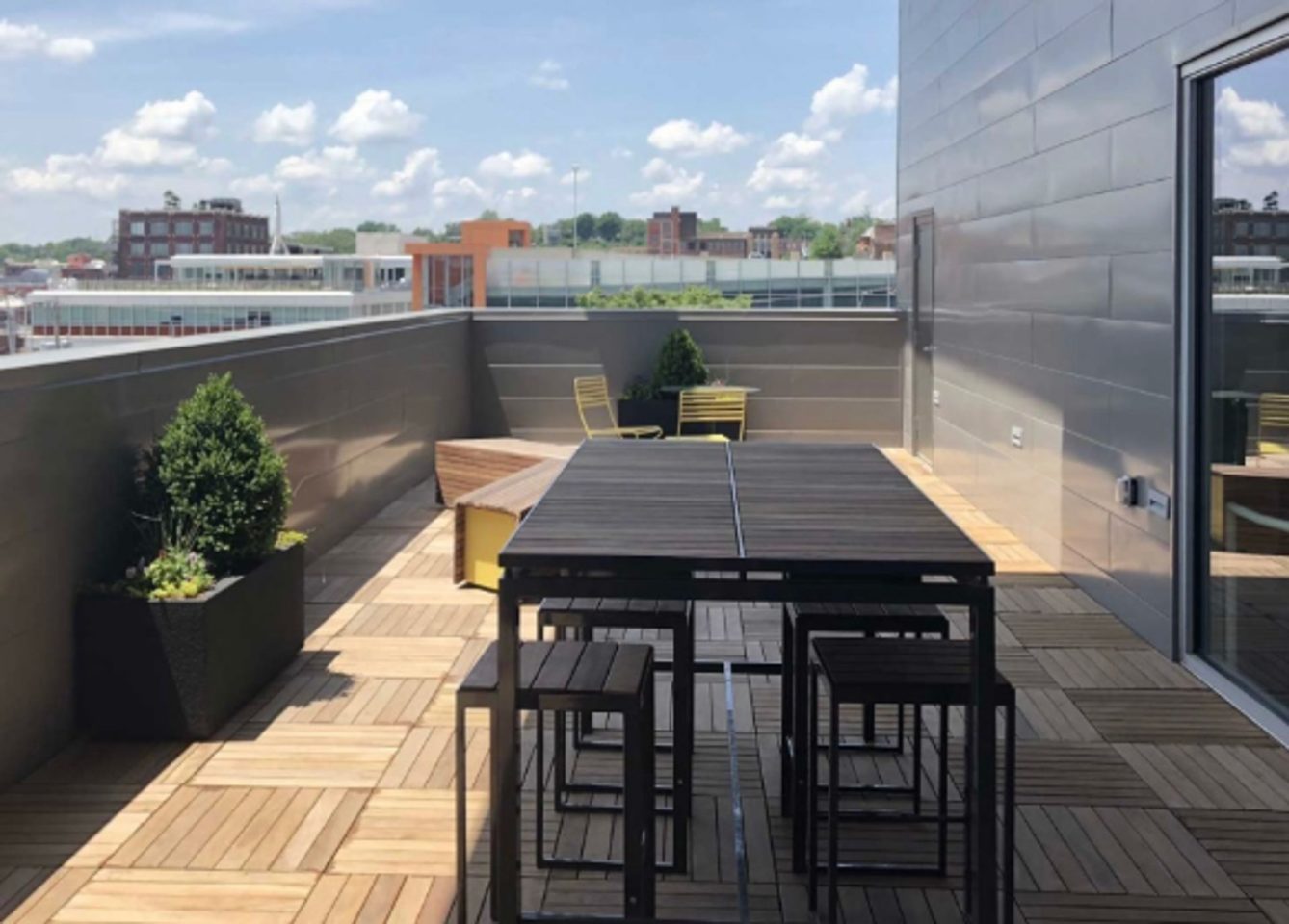 Terrace on Walnut Image 3