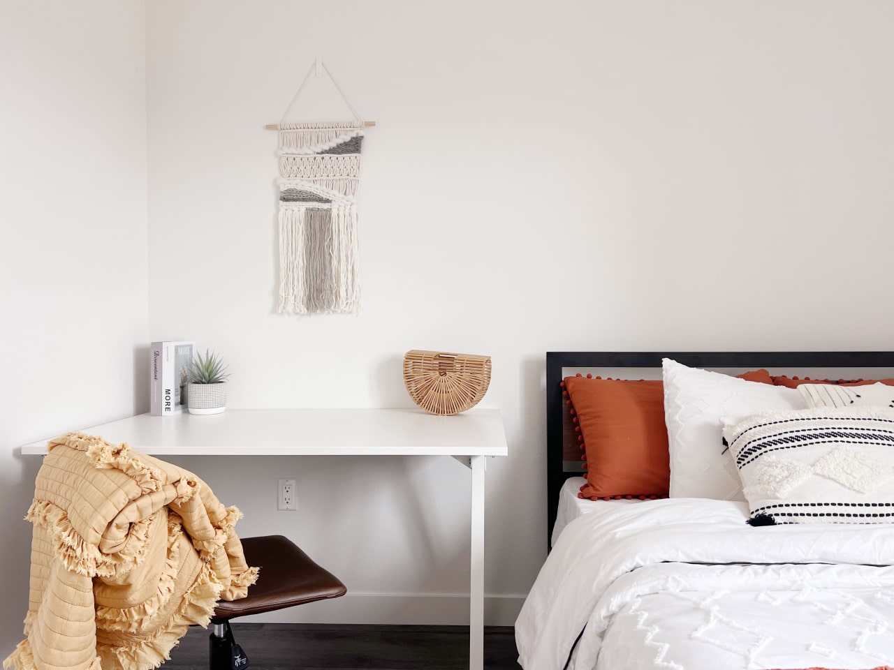 1439 W 37th Drive - Co-Living Image 10
