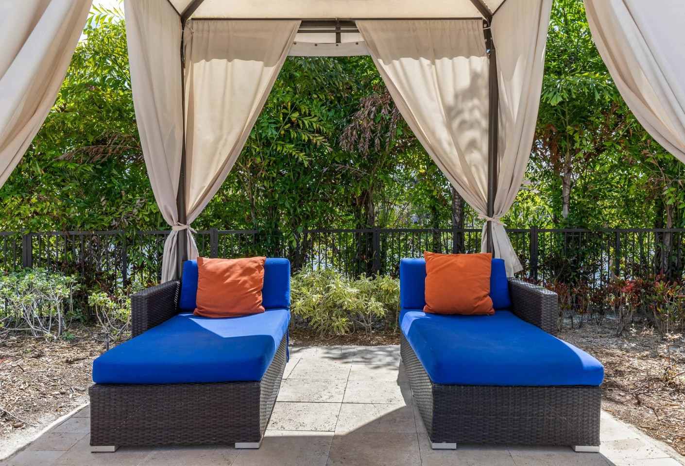 Doral View Image 39