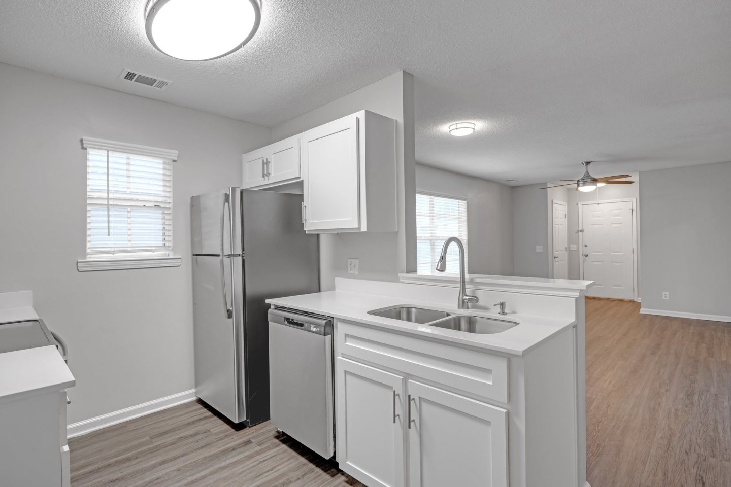 Lakeview Oaks Image 11