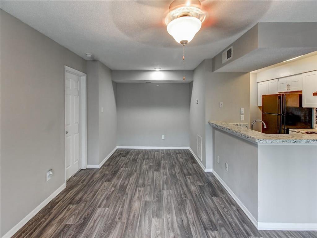 Hub at 934 Apartments Image 19
