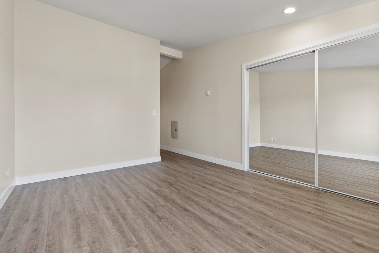 Parkway Terrace Image 30