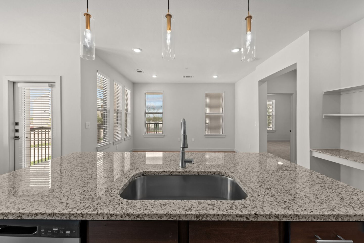 Arden 231 Image 7