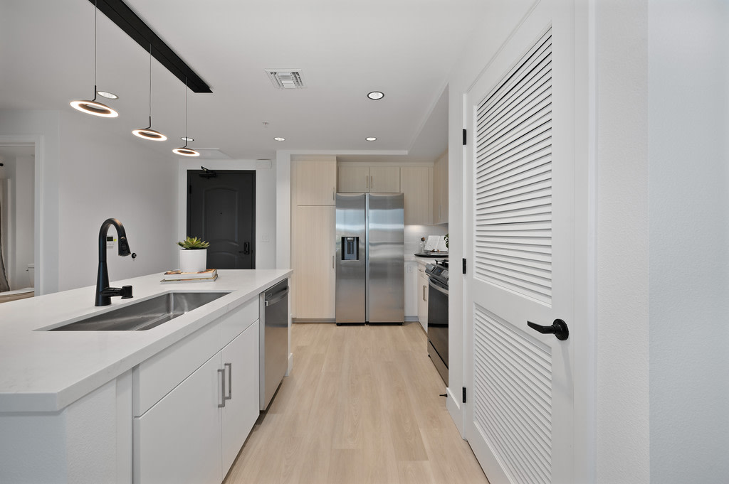 Begonia Place Image 3