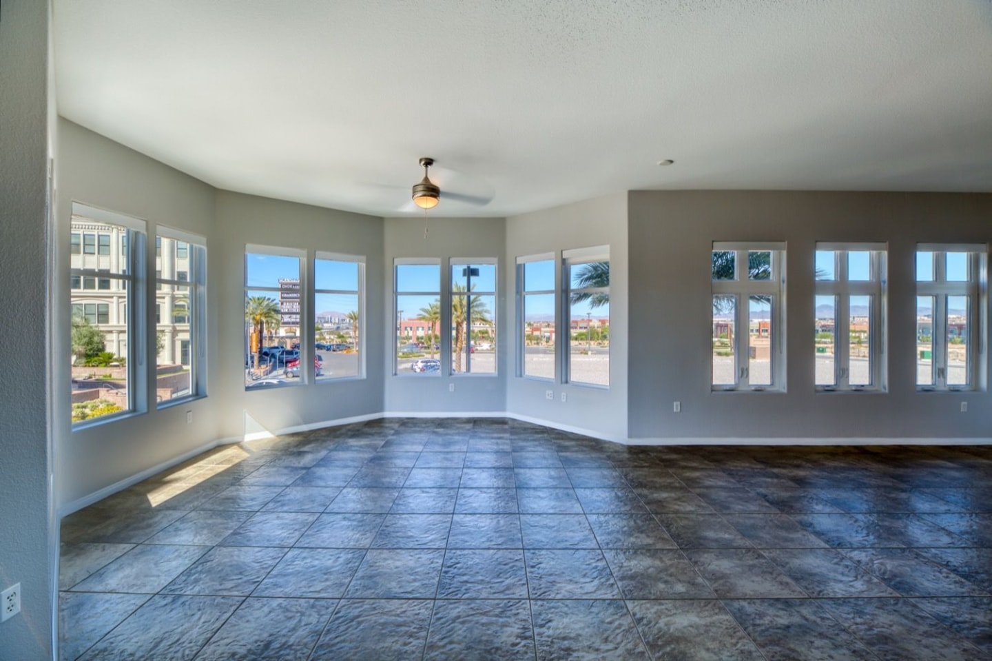 Residences at the Gramercy Image 37