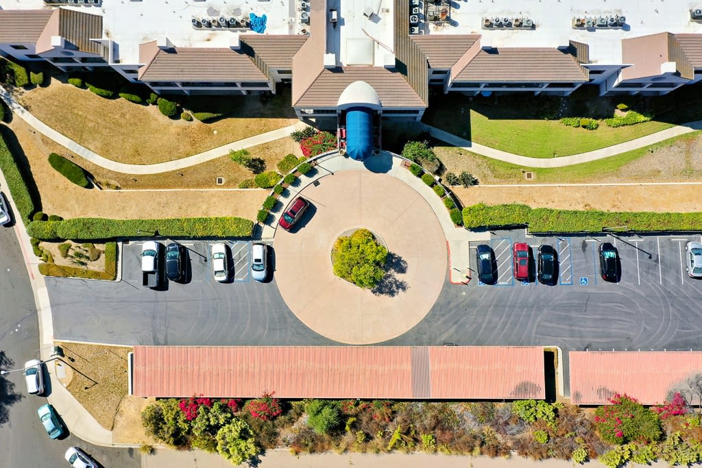 Senior Housing - Legacy Hills at Poway Image 35