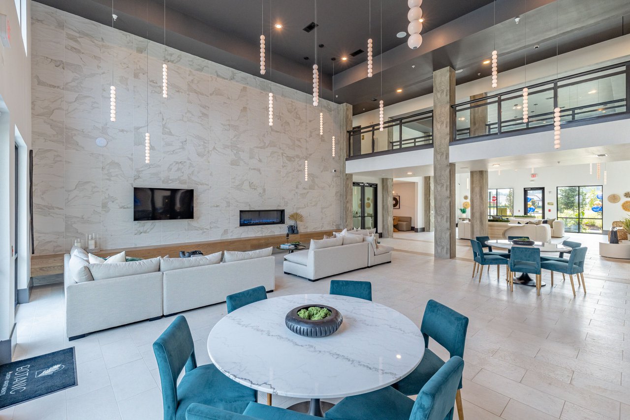 Botanic Luxury Apartments Image 65