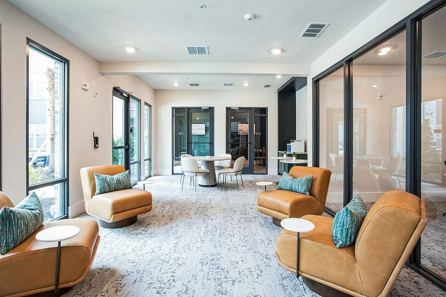 RISE Baymeadows Image 16