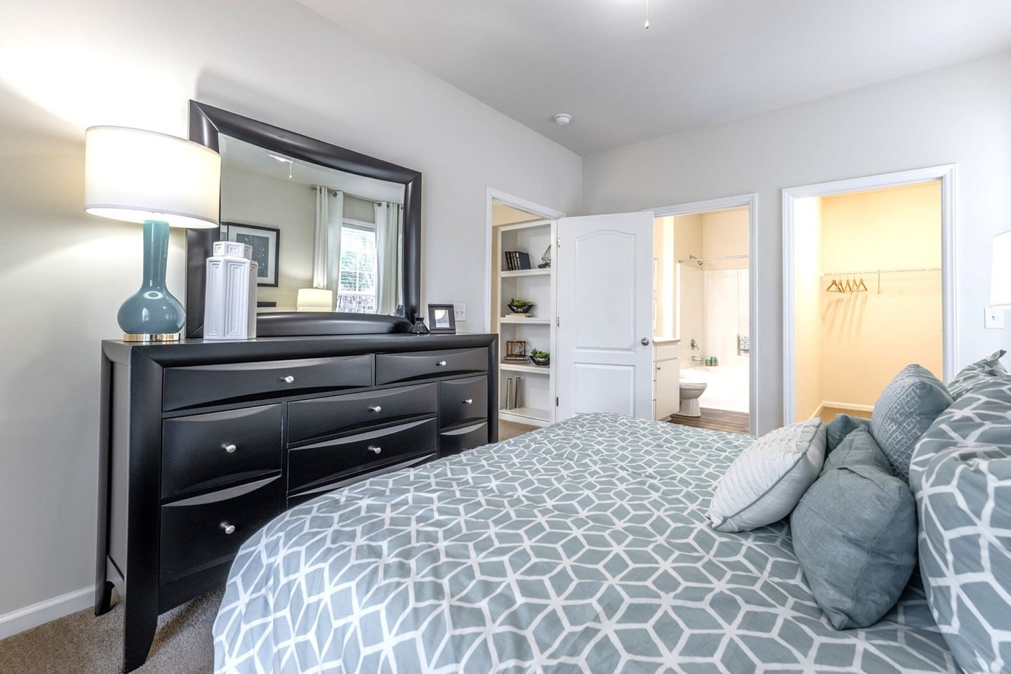 Abberly Place Image 8