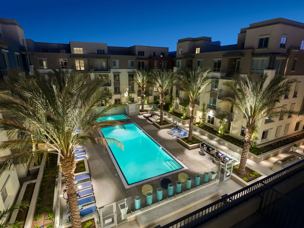 Avalon Huntington Beach Image 38