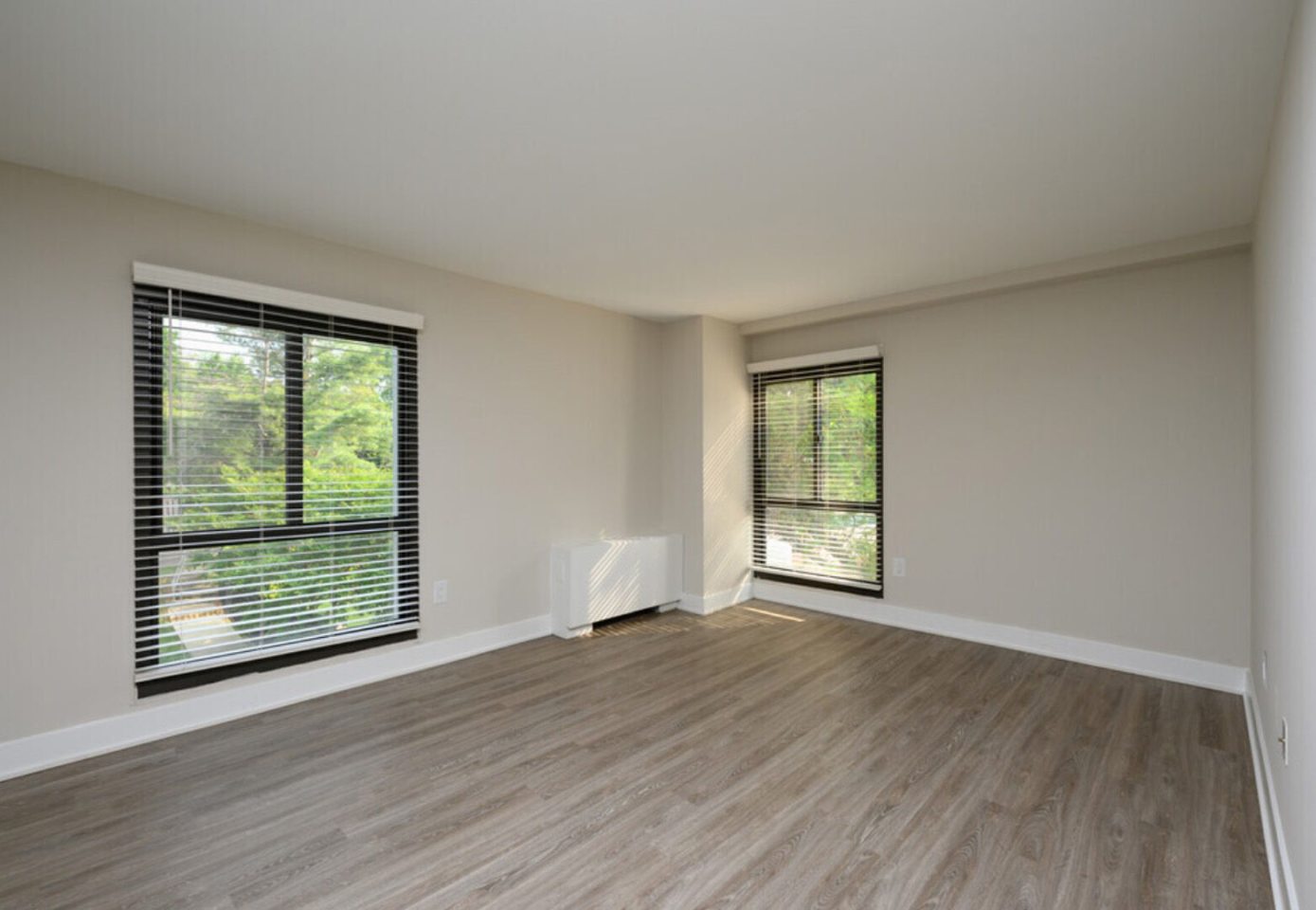 Regency Towers Image 32