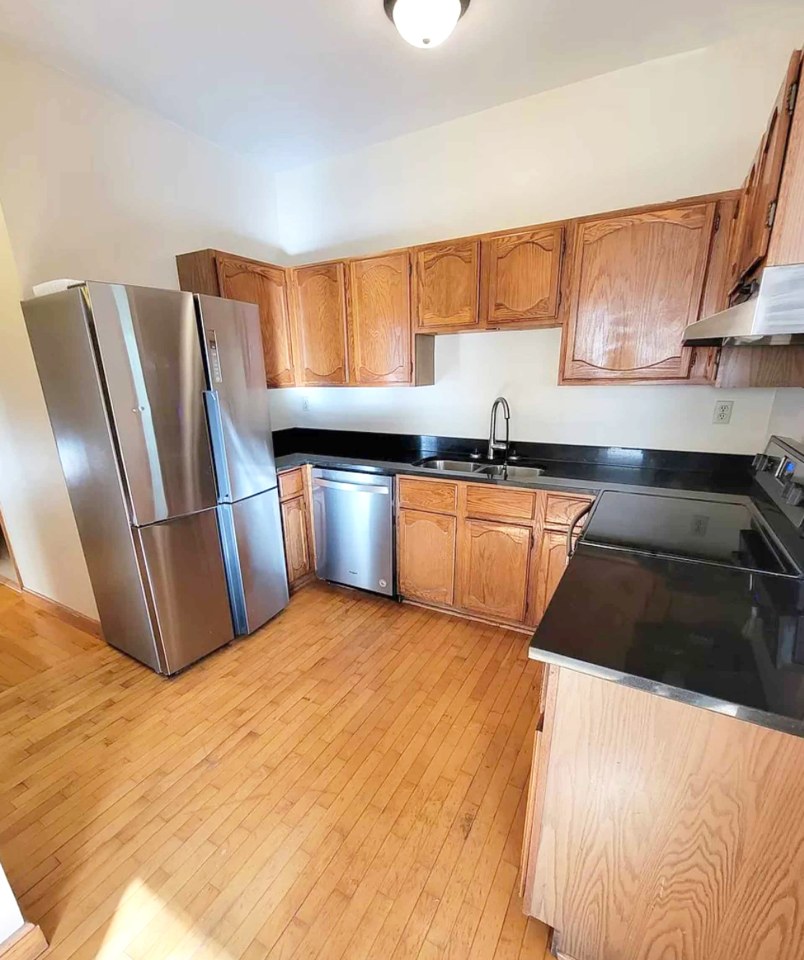 Emerson Manor Image 1