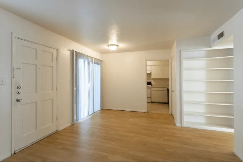 Oak Park Image 4
