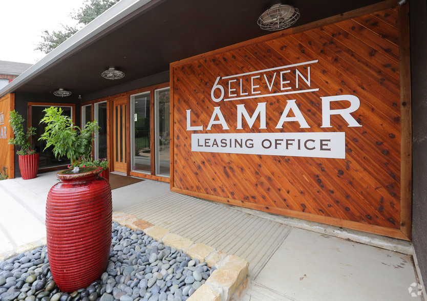 6Eleven Lamar Image 32