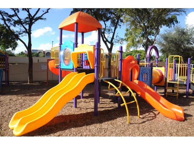 Aventura Harbor Apartments Image 16