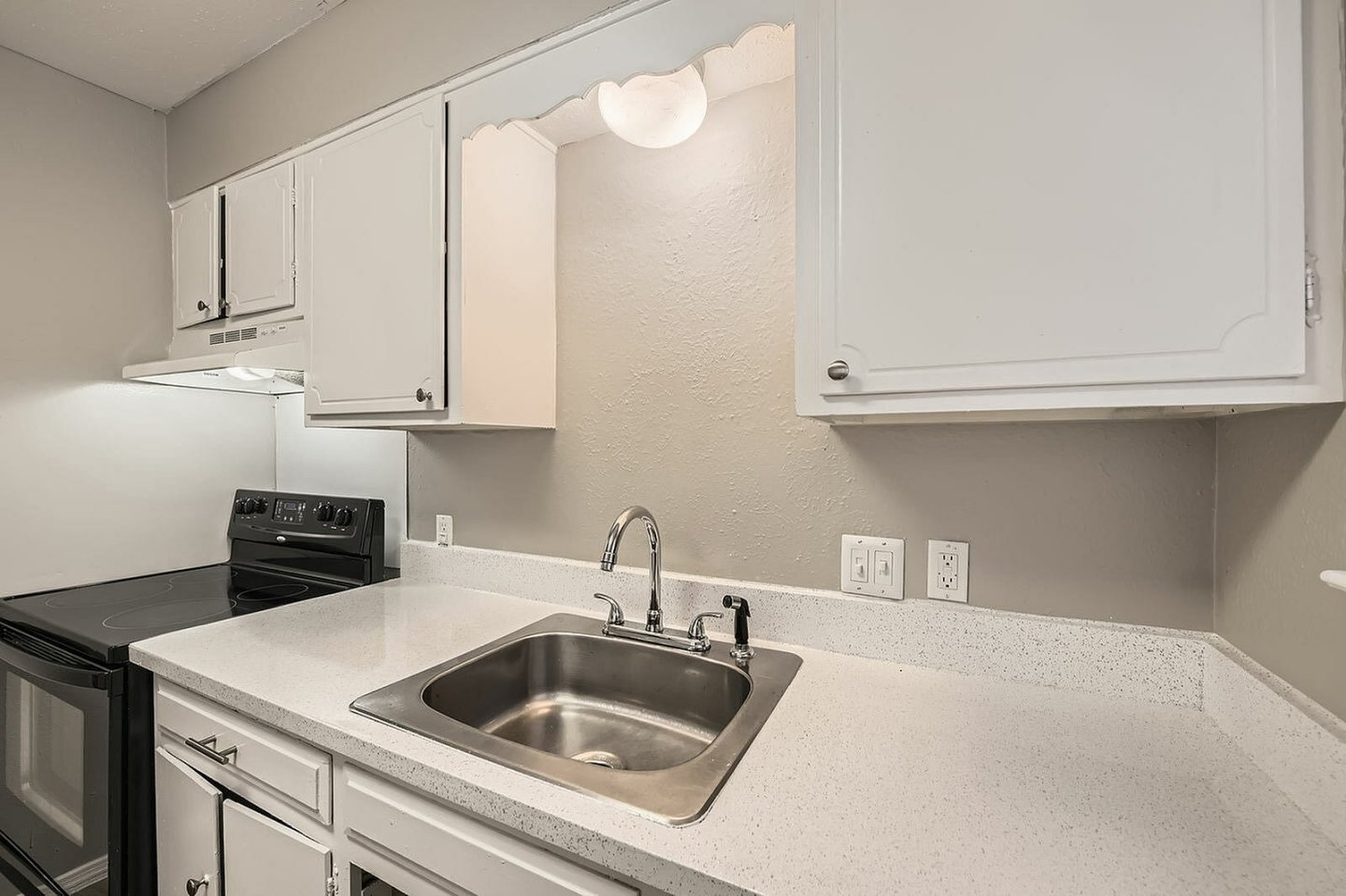 Ridgmar Oaks Image 18