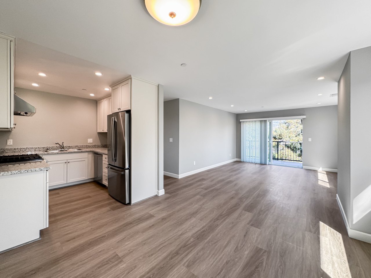 4124 Lyon Avenue Image 6