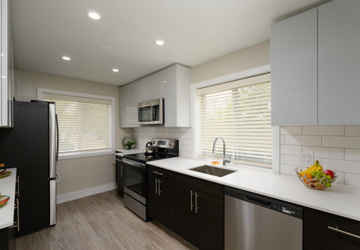 North Lane Apartments Image 2