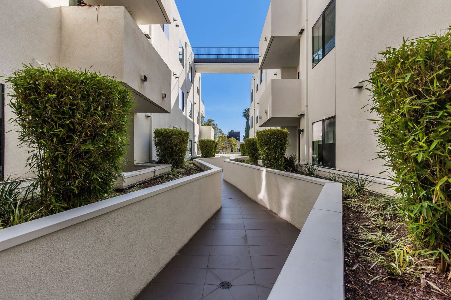 H Wood Apartments Image 8