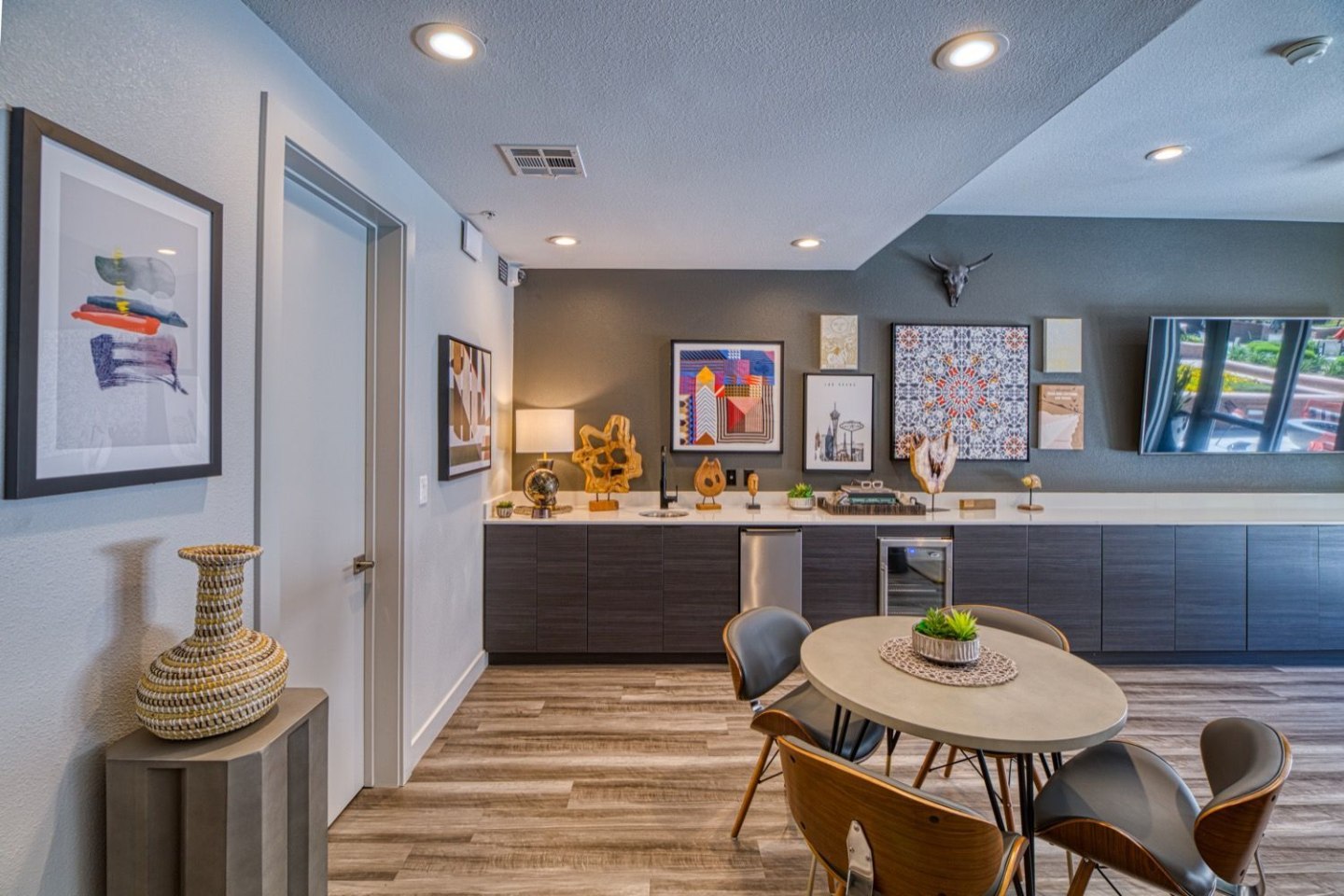 The Gramercy Residences Image 60