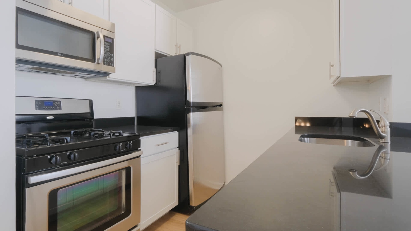 71 Broadway Image 24