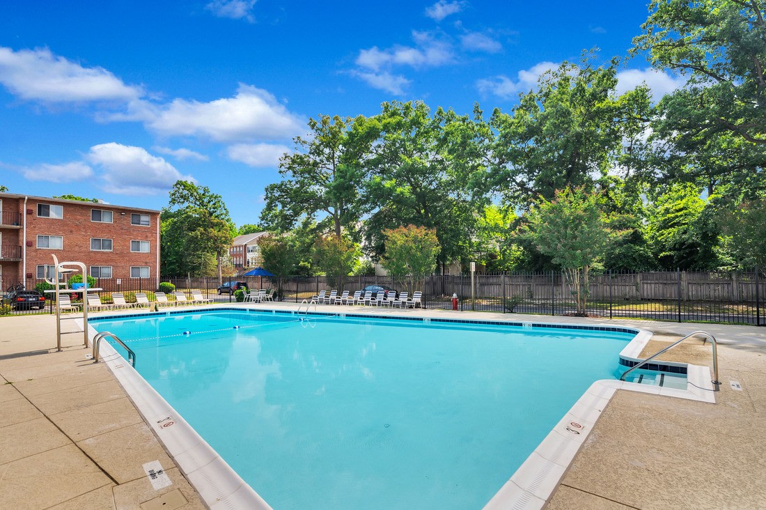 Washington Square Apartments Image 26