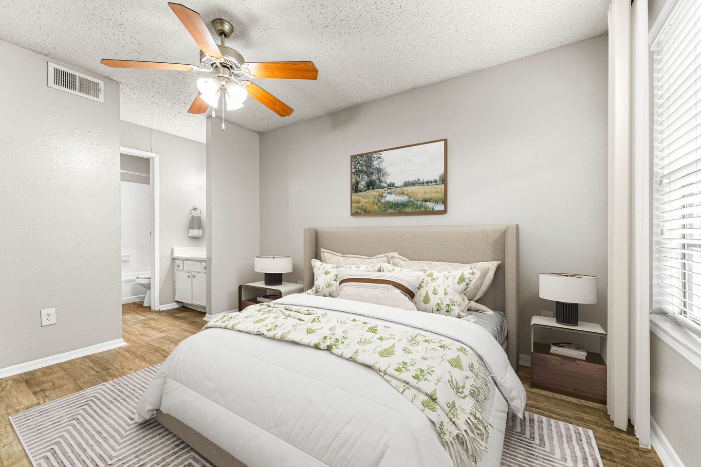 5636 Apartment Homes Image 43