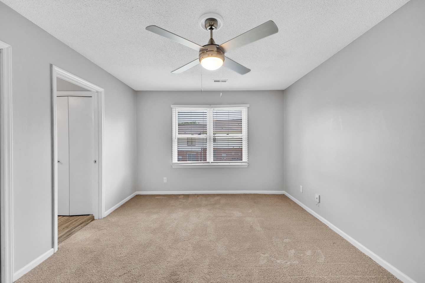 Belmont Heights Apartments & Townhomes Image 9