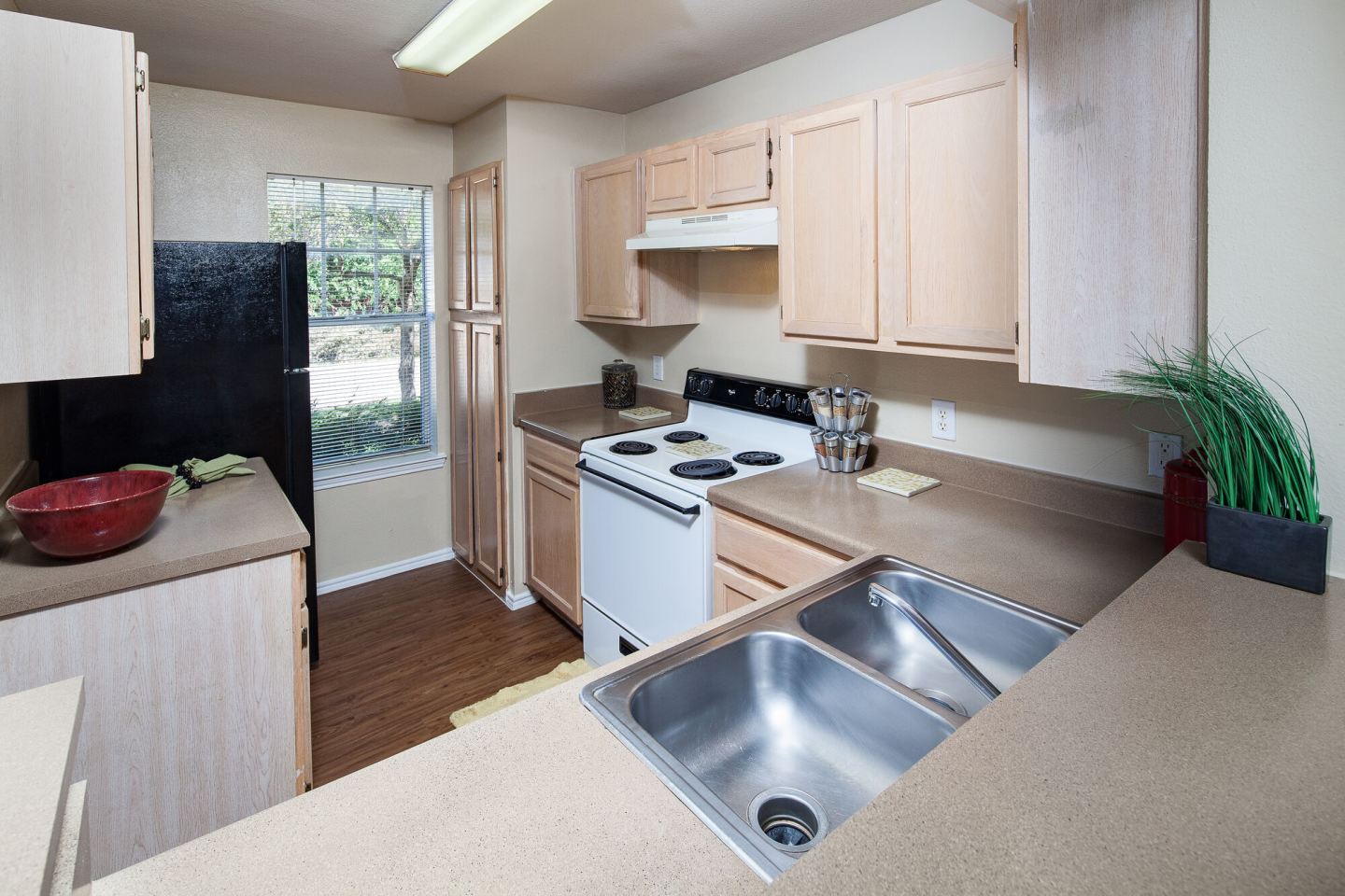 NOAH Apartments Image 29