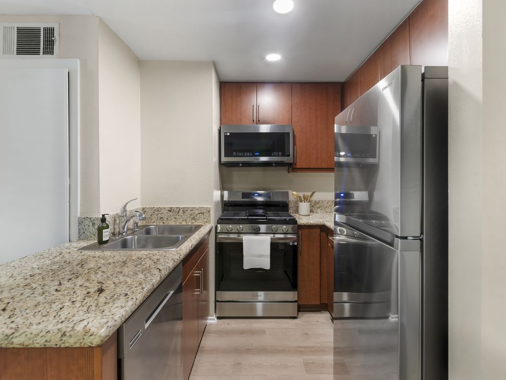 Avalon Burbank Image 14