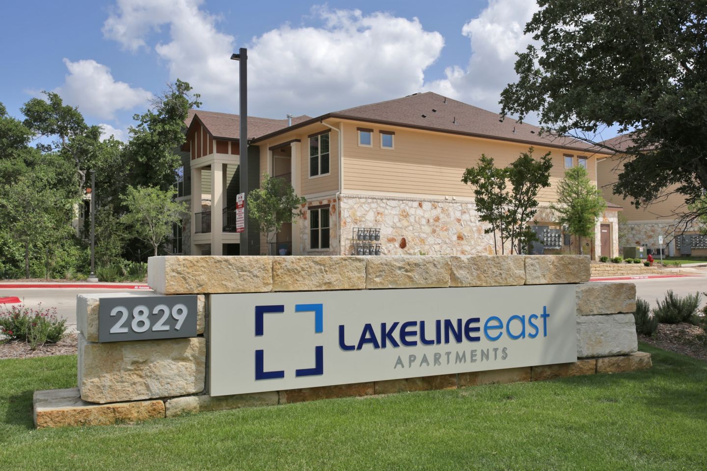 Lakeline East Image 7