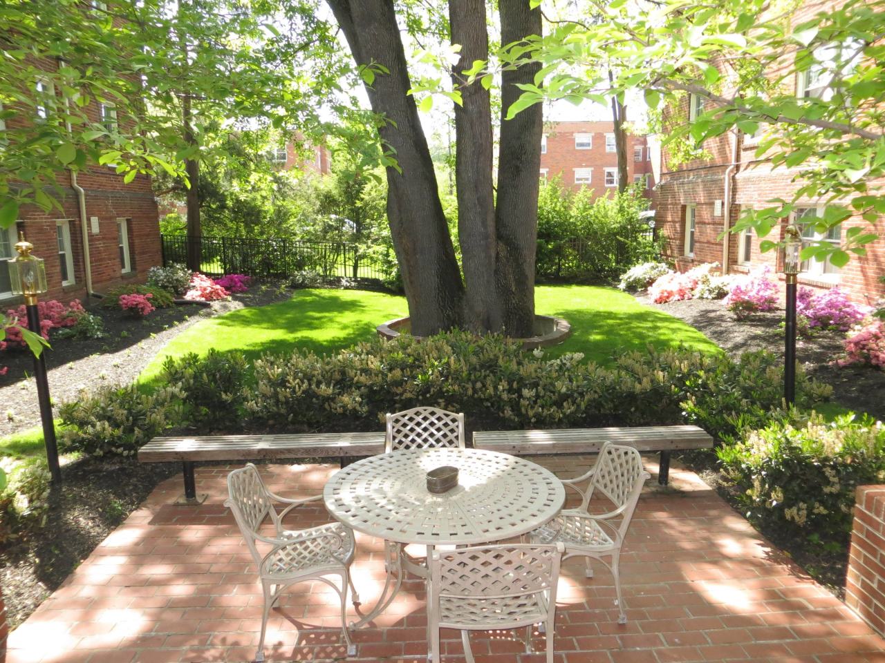 Manor House Apartments Image 24