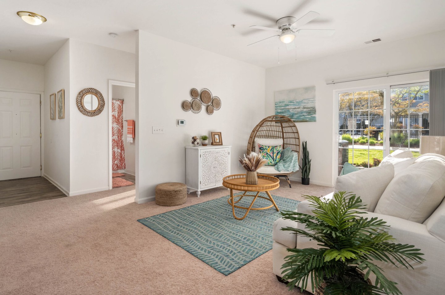 Marley Manor Luxury Apartment Homes Image 11