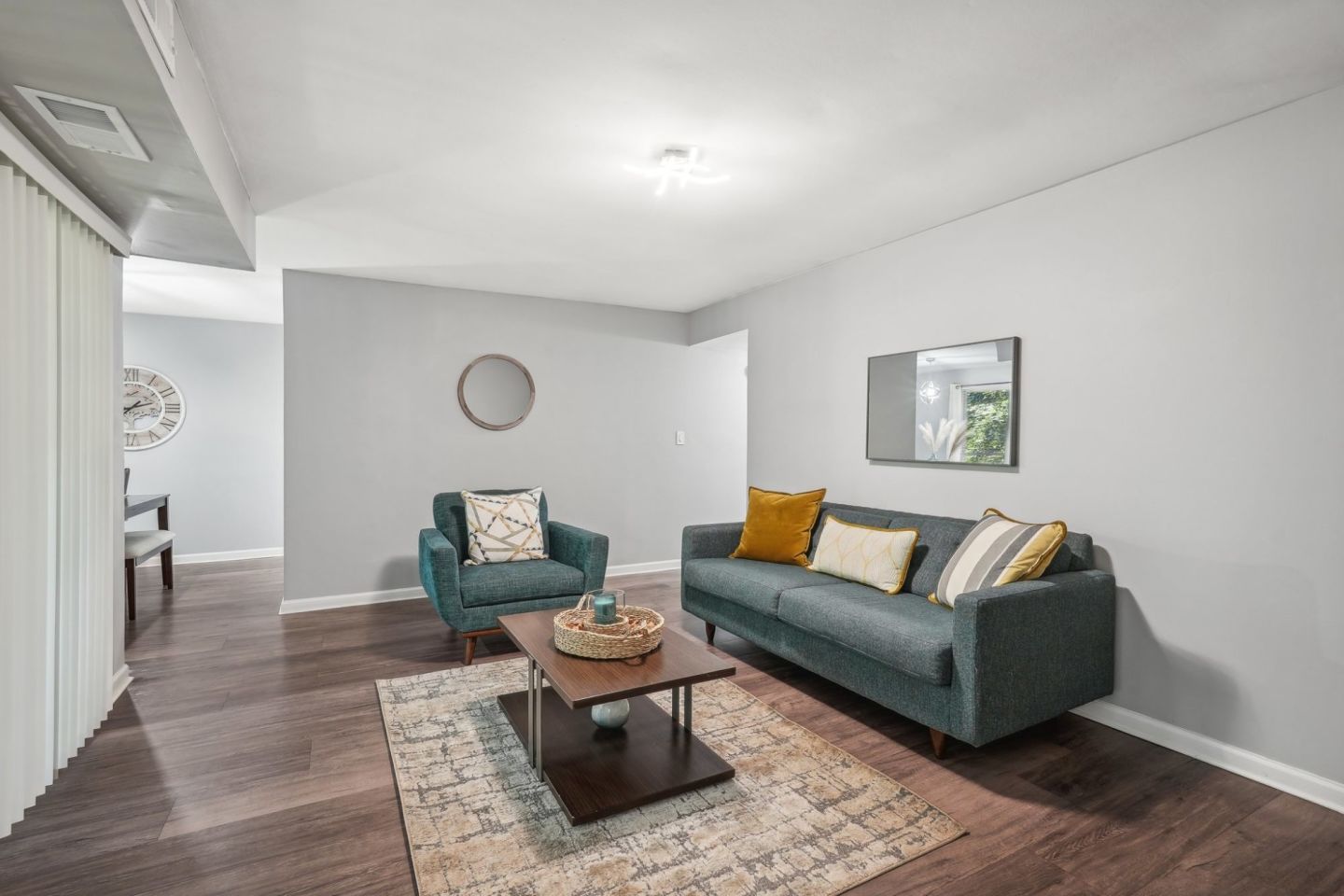 Avondale Village Image 40