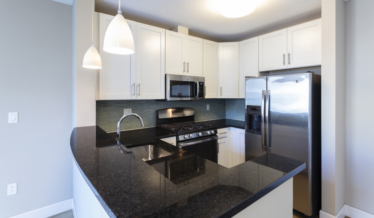 Axiom Apartment Homes Image 9