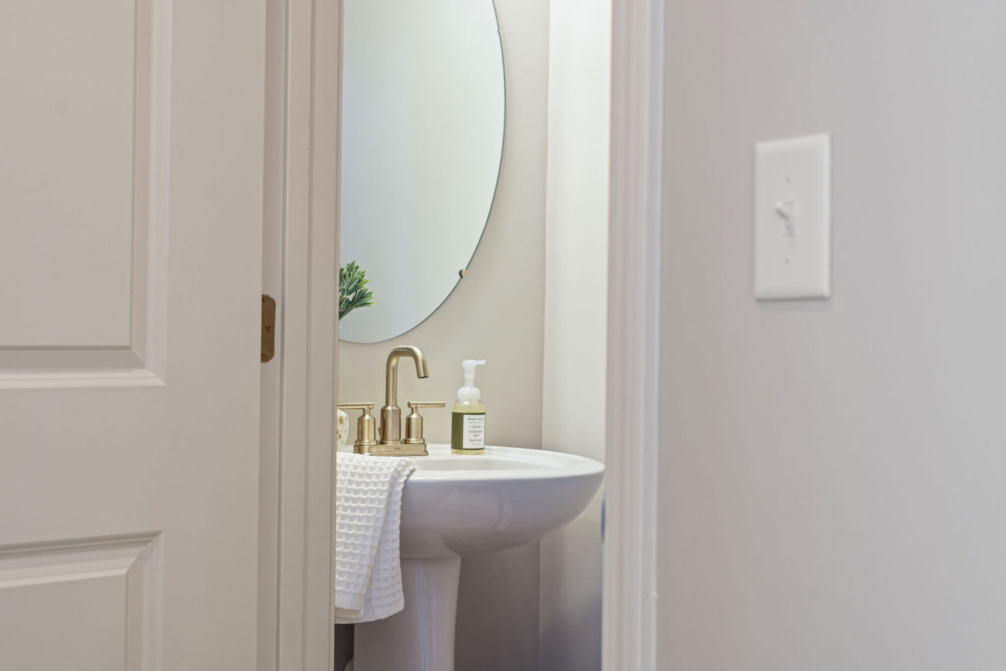 Abode at Reid's Cove Townhomes Image 42