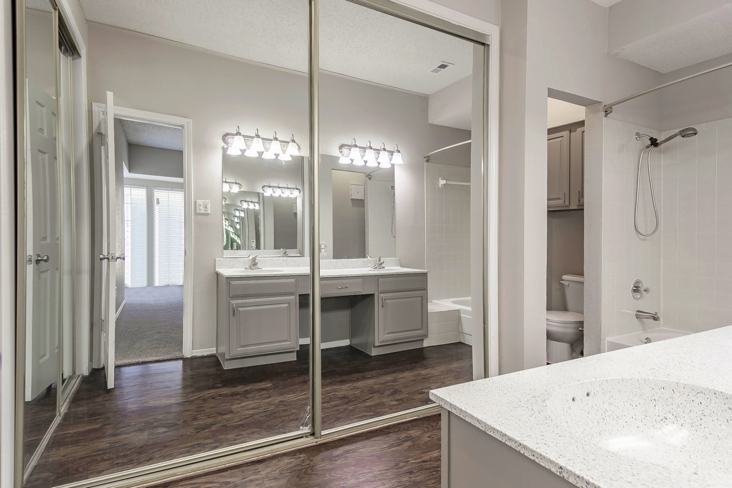 Broadmoor Villa Image 19
