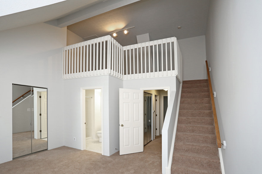 Summitwood Village Image 23