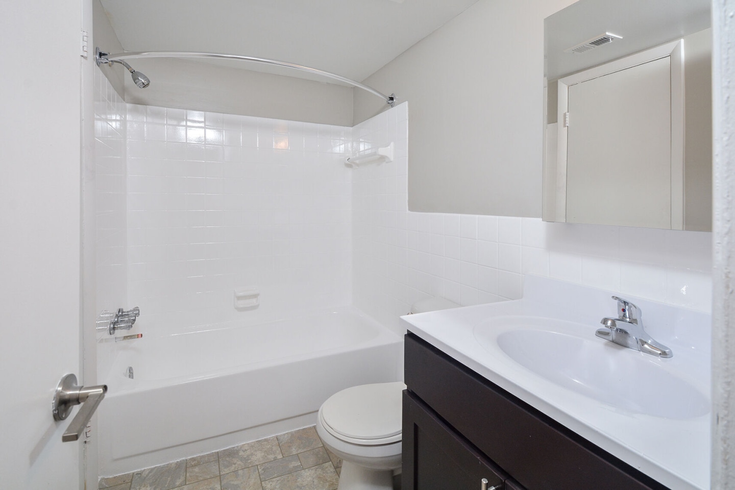 Metro Pointe Image 22