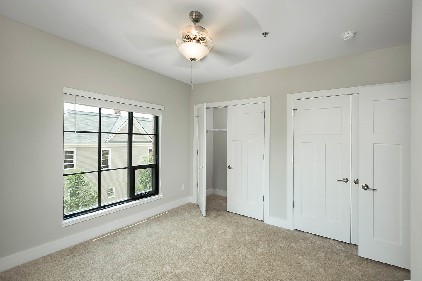 Second Avenue Apartments Image 7