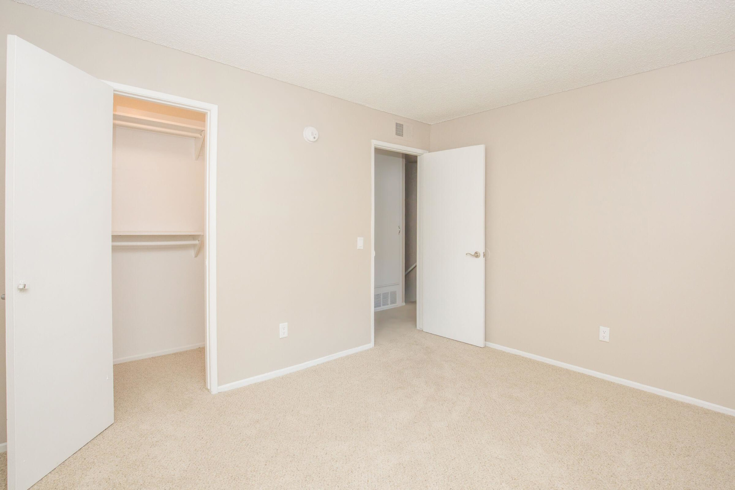 Huntington Highlander Apartment Homes Image 33