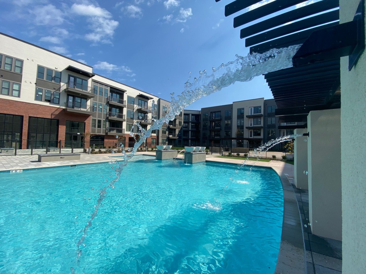 555 Flats Image 10