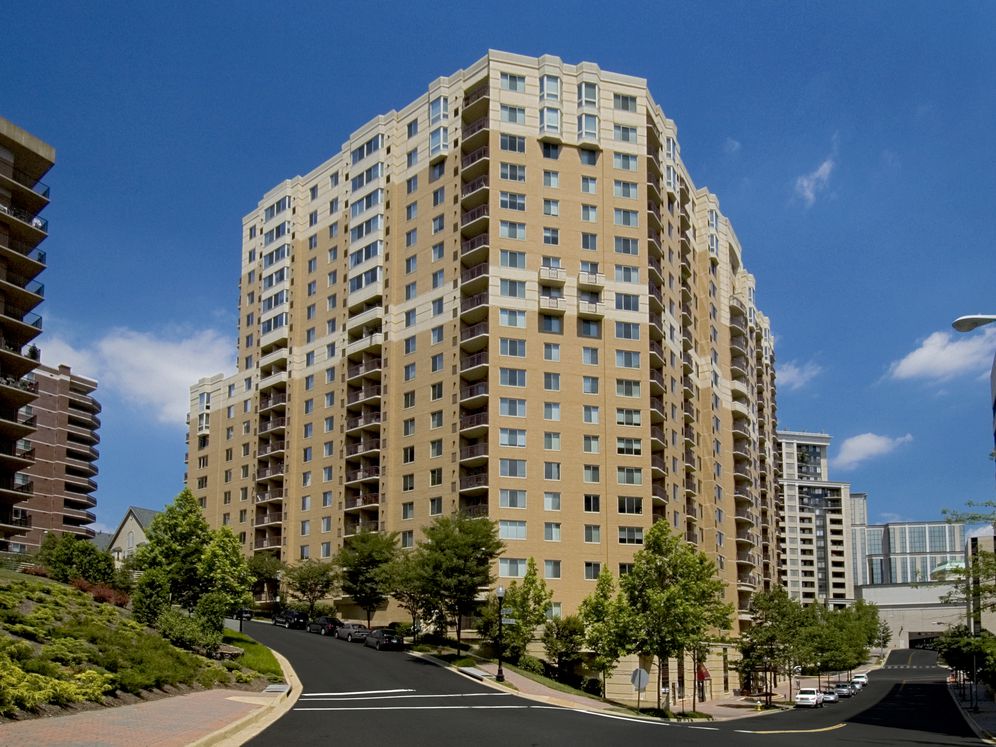 Avalon Courthouse Place Image 39