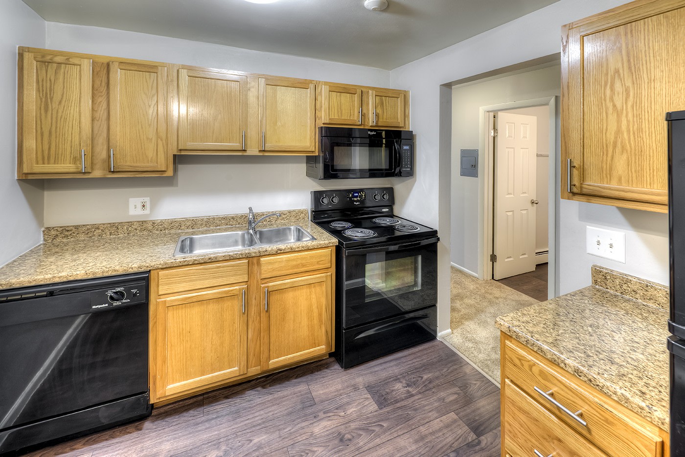 Eagle Creek Apartments Image 4