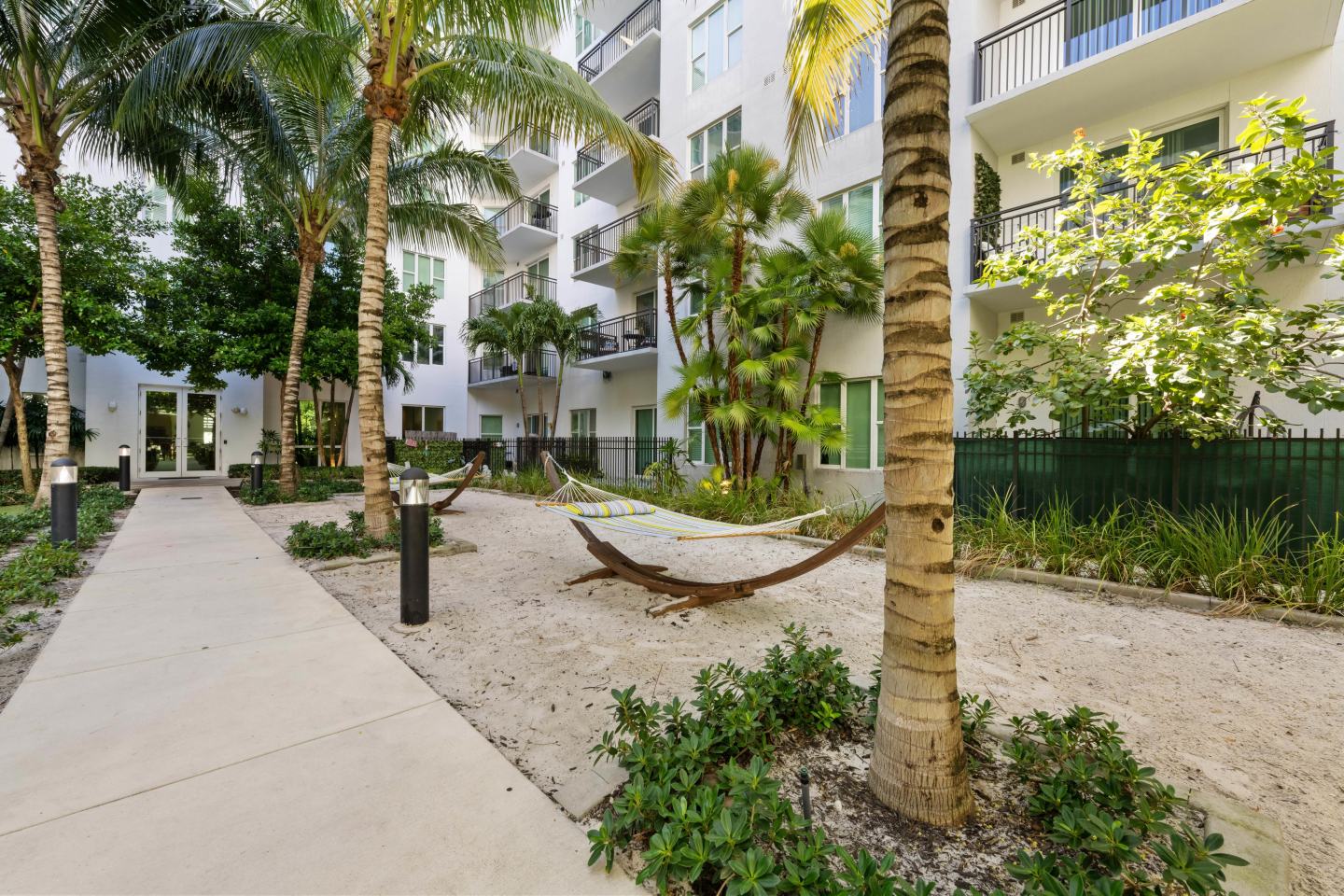 10X Living at Fort Lauderdale Image 22