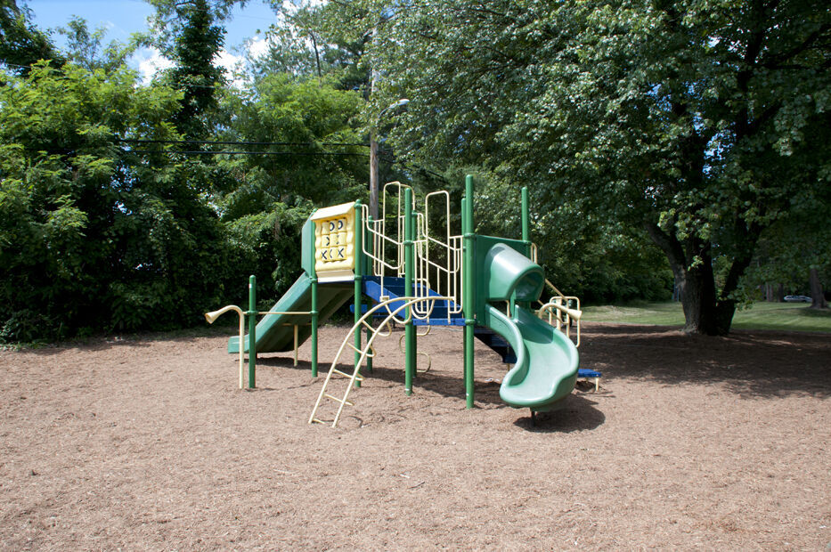 Fox Rest Image 25