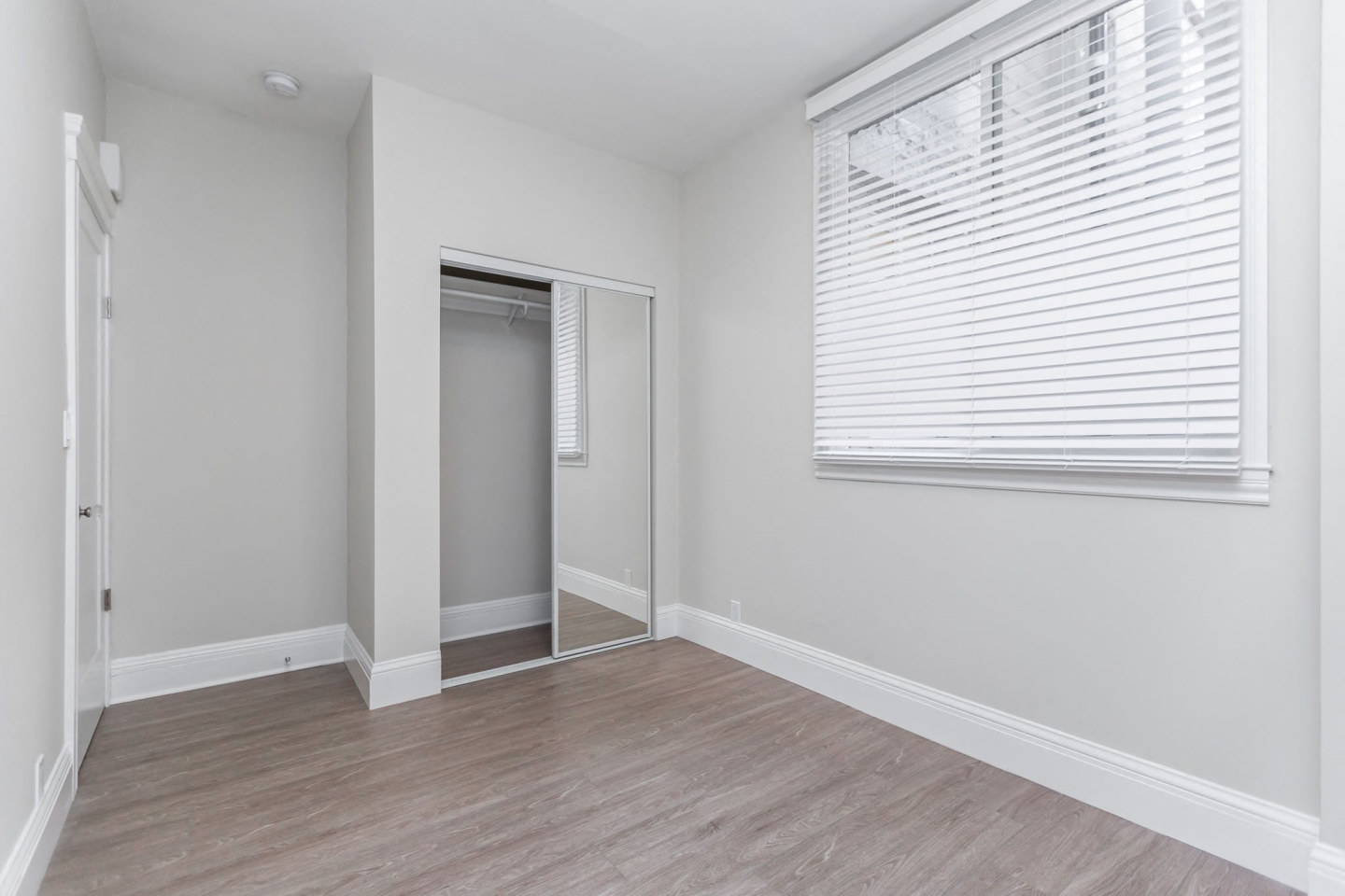 721 GEARY Apartments Image 14