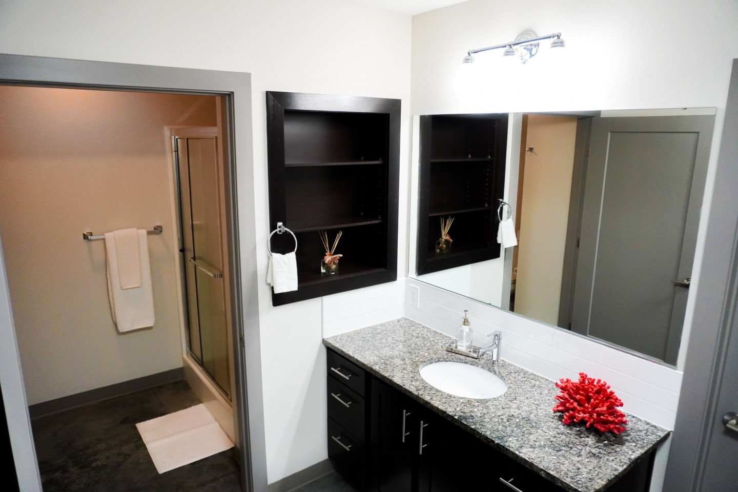 Pinnacle Lofts Image 10