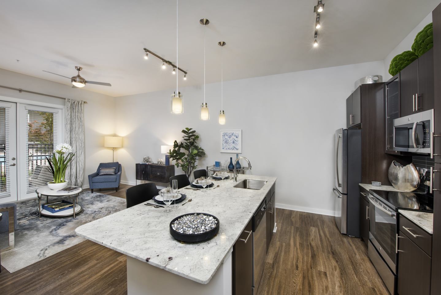 Overture Buckhead South Age 55+ Apartment Homes Image 12