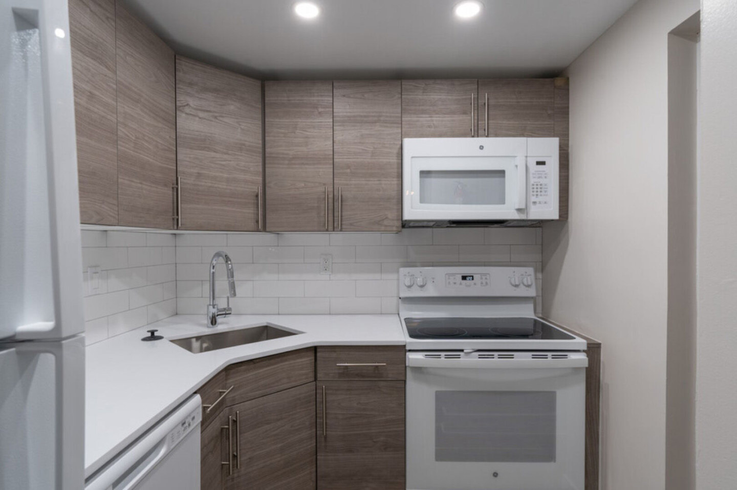 Pottsgrove Townhomes Image 1
